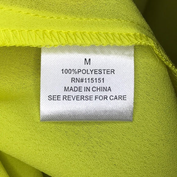 Romeo & Juliet Couture sleeveless top NWT - Picture 4 of 5